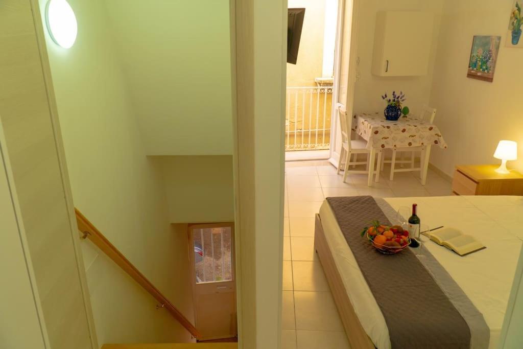 Casa Charm Rosaapartmentsortigia Syracuse Ngoại thất bức ảnh